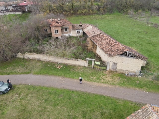 Продавам къща в с. Иваново 2-floor, Other, 100 m2 - city of Varbitsa | Houses & Villas - снимка 3