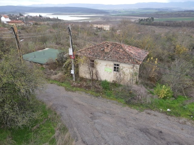 Продавам къща в с. Ловец 1-floor, 70 m2 - city of Varbitsa | Houses & Villas - снимка 1