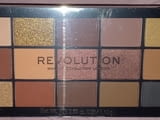 Чисто нова палитра Makeup Revolution Re-Loaded Velvet Rose (Неотваряна)