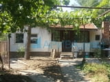 Къща с дърводелски цех в с. Въгларово, община Хасково