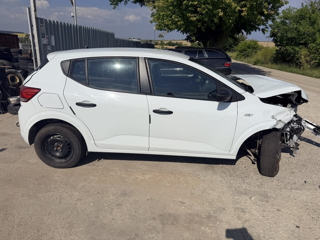 Dacia Sandero 3 1.0 TCe ECO-G двигател H4D480, H4DF480 , 21000 км., 101 кс., 5 ск., 2026 г., euro 6 - снимка 5