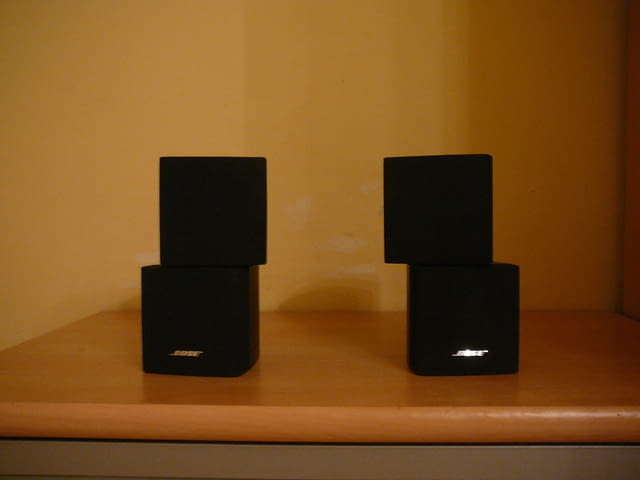 Bose cube speakers - град Пазарджик | Ресийвъри / Усилватели - снимка 1