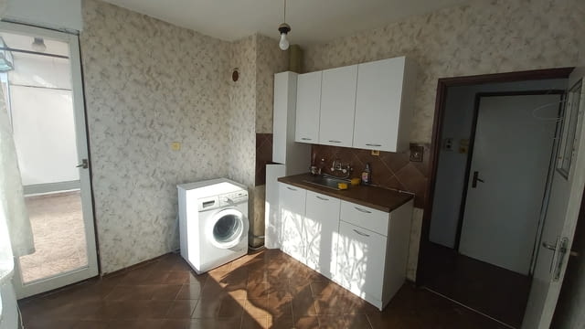 Продаваме двустаен апартамент в кв. Каменица 1 2-стаен, 68 м2, ЕПК - град Пловдив | Апартаменти - снимка 7