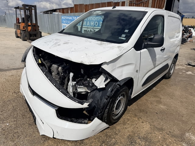 Toyota Proace City 1.5 D4D, двигател YHT DV5RCF, 102 кс., 6 ск., 81000 км., 2023 г., euro 6D, Тойота - снимка 2