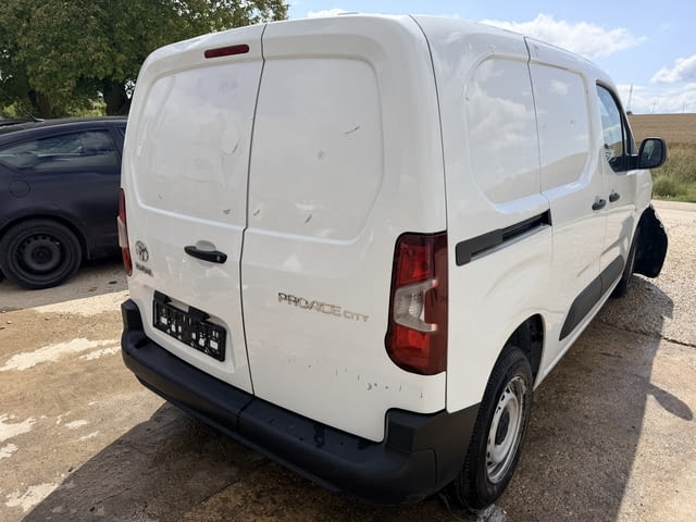 Toyota Proace City 1.5 D4D, двигател YHT DV5RCF, 102 кс., 6 ск., 81000 км., 2023 г., euro 6D, Тойота - снимка 6