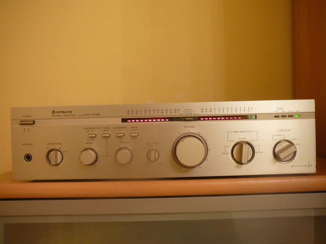 Hitachi ha-5700 - град Пазарджик | Ресийвъри / Усилватели - снимка 1