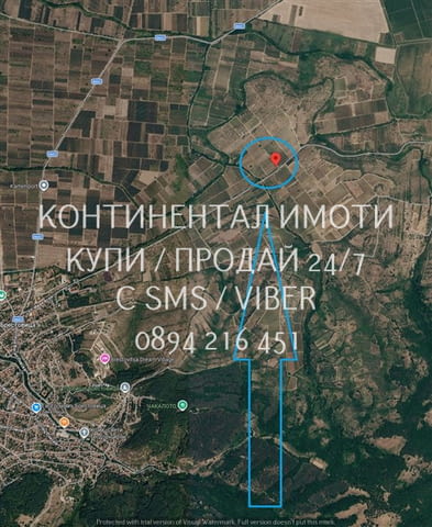 КОДг 63221. Лозе 8дка, състоящо се от три съседни имота, на втора линия от шосето преди селото. - снимка 2