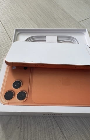 IPhone 17 Pro Max 256GB Apple, 6.5 '', 256 GB - village Dolno Kamartsi | Smartphones - снимка 2