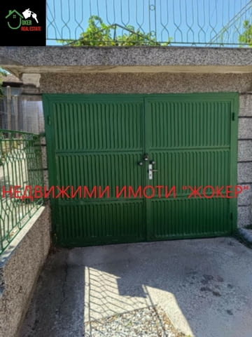 Къща с двор в гр. Свищов 1-етажна, Тухла, 103 м2 - град Свищов | Къщи / Вили - снимка 12