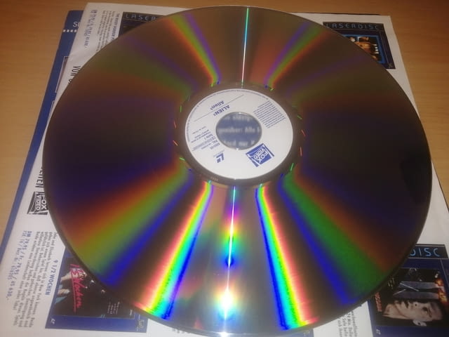 ALIEN 3 PAL Deutsch Laserdisc - village Kuklеn | Movies - снимка 6