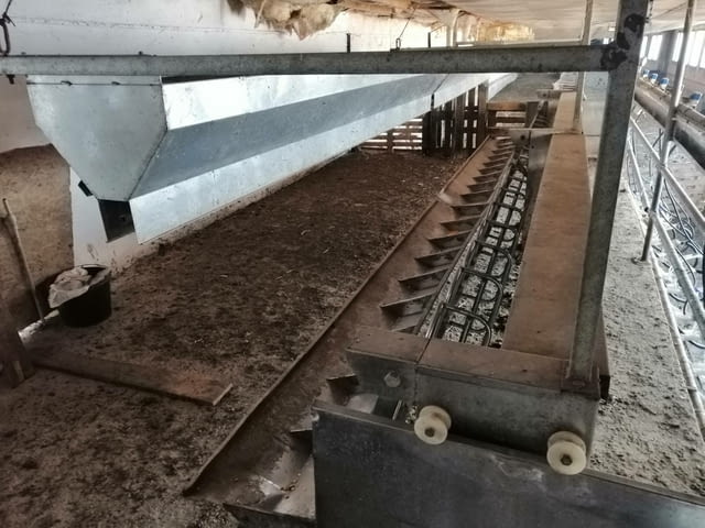 Продавам доилна зала за овце кози 2 по 18 - за 36 животни., град Враца | Оборудване / Съоръжения - снимка 3