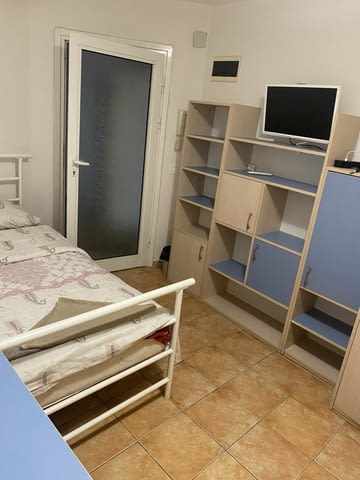 Нощувки Монолов 1-стаен, 35 м2, Тухла - град Варна | Апартаменти - снимка 3