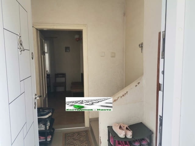 Етаж от къща в гр.Асеновград 2-bedroom, 82 m2, Girder - city of Plovdiv | Apartments - снимка 1
