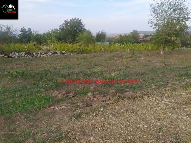 Парцел в регулация в село Мерданя 891 м2, За жил.строителство - село Мерданя | Парцели / Земя - снимка 2