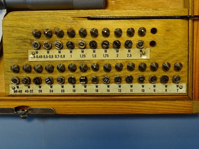 Микрометричен резбомер DDR VEB Suhl M-W Thread Мicrometer 0-25mm - снимка 3
