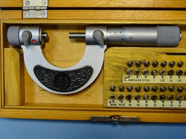 Микрометричен резбомер DDR VEB Suhl M-W Thread Мicrometer 0-25mm - снимка 4