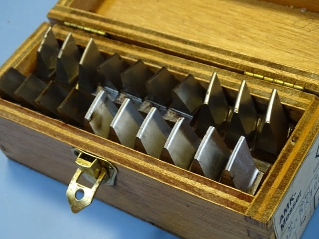 Комплект профилни ножове AMK-Messer BADC 5R 100 5M кlingelnberg - снимка 4