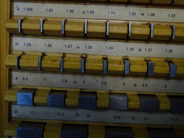 Комплект плоскопаралелни краечни мерки DDR MASSI Din 861 KL-1 - снимка 9