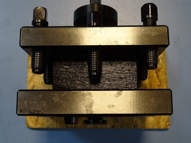 Ножодържач с челни палци за струг 154х154х42mm tool holder with front clamping pins - снимка 6