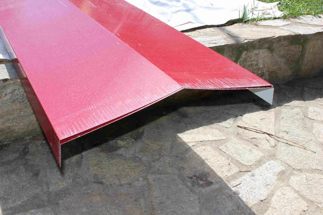 Покривна пластифицирана ламарина TR20x280-1120 RAL3011 L=3.2м в София - снимка 12