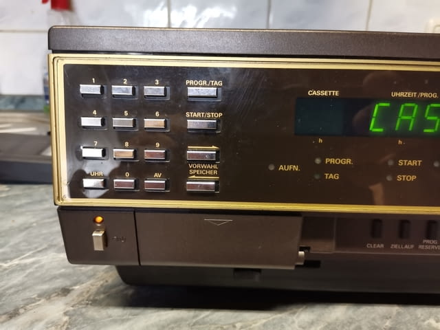 Grundig Video 2x4 Super Video 2000 Recorder, село Куклен | Плейъри / Домашно Кино - снимка 2