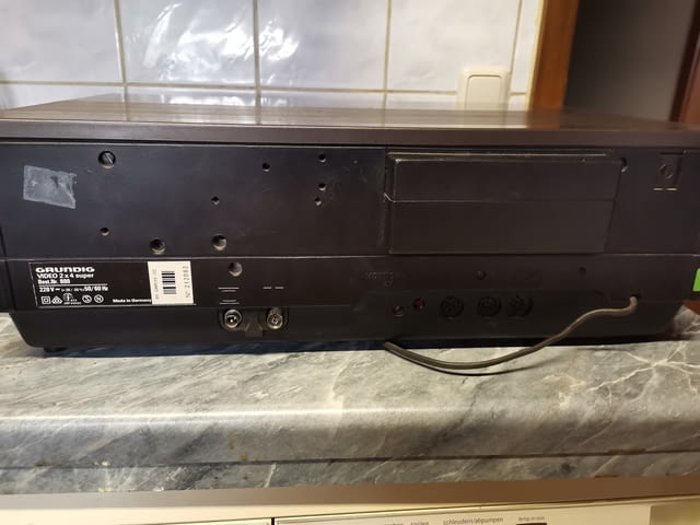 Grundig Video 2x4 Super Video 2000 Recorder, село Куклен | Плейъри / Домашно Кино - снимка 6