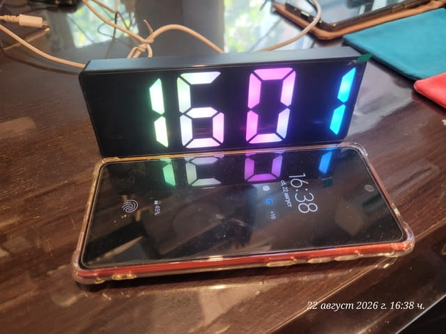 LED будилник с цветен огледален дисплей, работещ с USB ,, град Пловдив | Други - снимка 2