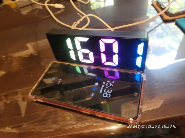 LED будилник с цветен огледален дисплей, работещ с USB ,, град Пловдив | Други - снимка 7