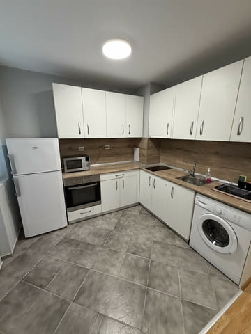 Тристаен апартамент в кв.Кършияка Зад Училище яворов, city of Plovdiv | Apartments - снимка 2