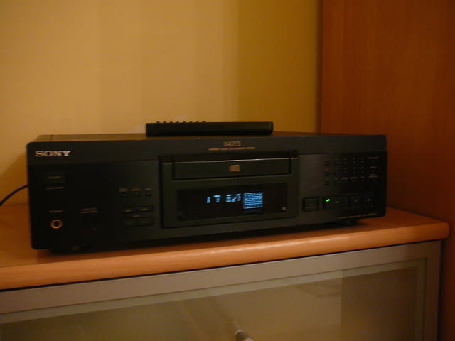 Sony cdp-xa2es cheren - city of Pazardzhik | Amplifiers & Boards - снимка 2