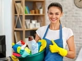 Домашна помощница с осигурени квартира и храна - Пловдив