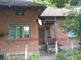 Къща с двор в село Павел