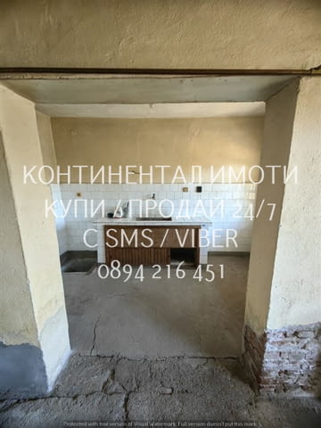 Код 70016. Двуетажна стара къща 80м2 с допълнителни монолитни постройка и двор 930м2 Трифазен и моно - снимка 9