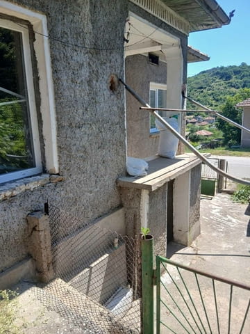 Продава се къща в село Драгаш Войвода, община Никопол, село Драгаш войвода - снимка 2