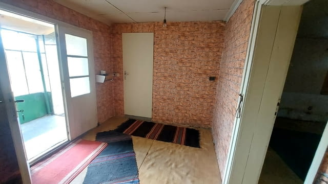 Предлагаме за продажба къща в с. Криво поле 1-етажна, Гредоред, 90 м2 - село Криво поле | Къщи / Вили - снимка 2
