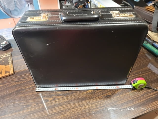 Твърд куфар дипломатическо куфарче (Attache Case / Briefcase) - снимка 4