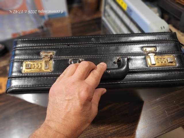 Твърд куфар дипломатическо куфарче (Attache Case / Briefcase) - снимка 7