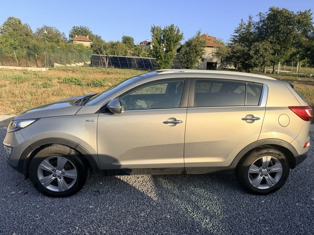 Kia Spotage 2.0 CRDI 4x4 автоматик 136 кс., 231000 км, панорама, 2011г., евро 5, обслужена, поддържа - снимка 7