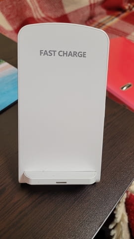 Универсална безжична зарядна станция (Wireless Charger Stand) - снимка 1