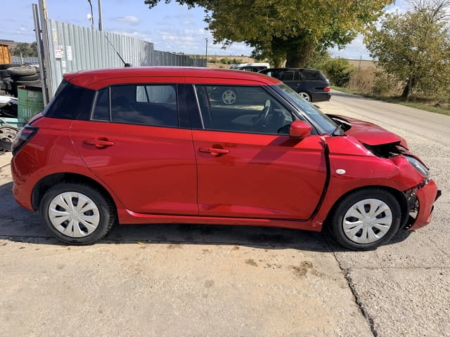 Suzuki Swift 6 1.2 VVT Hybrid Z12E двигател 83 кс, ск. Кутия 4B02400, 5 ск., 17 000 км., 2025 г., eu - снимка 2