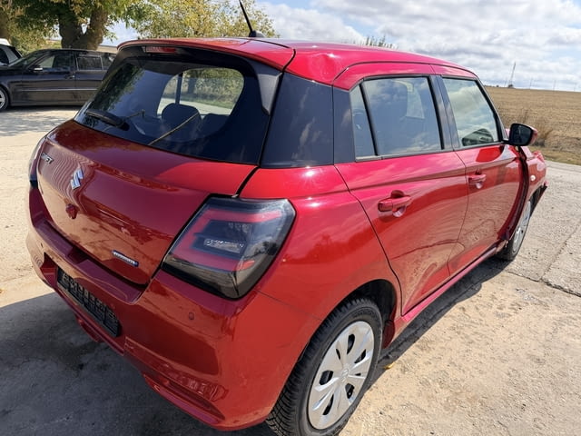 Suzuki Swift 6 1.2 VVT Hybrid Z12E двигател 83 кс, ск. Кутия 4B02400, 5 ск., 17 000 км., 2025 г., eu - снимка 4