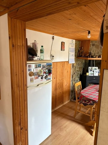 Парцел с къща и стопанска сграда в с. Зайчари, обл. Сливен, village Zaychari - снимка 3