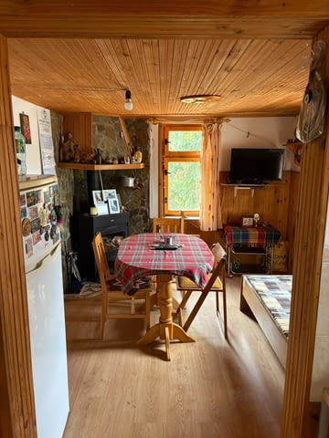 Парцел с къща и стопанска сграда в с. Зайчари, обл. Сливен, village Zaychari - снимка 6