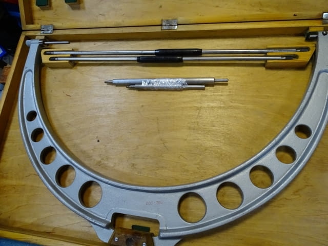Микрометър DDR outside micrometer 600-700mm - град Пловдив | Инструменти - снимка 6