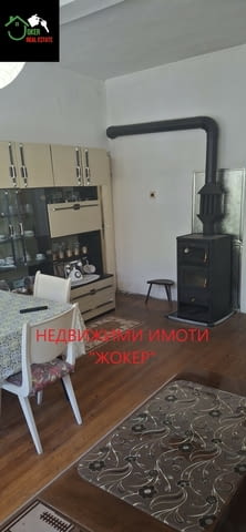 Къща с двор в село Белица 1-етажна, Гредоред, 111 м2 - село Белица | Къщи / Вили - снимка 12