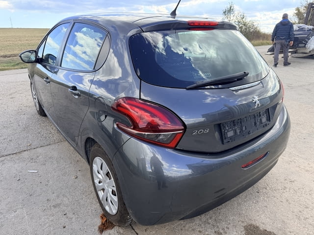 Peugeot 208 1.2 PureTech, двигател HMZ, HM01, 82 кс., 5 ск., 114000 км., 2017г., евро 6D, Пежо 208 1 - снимка 6