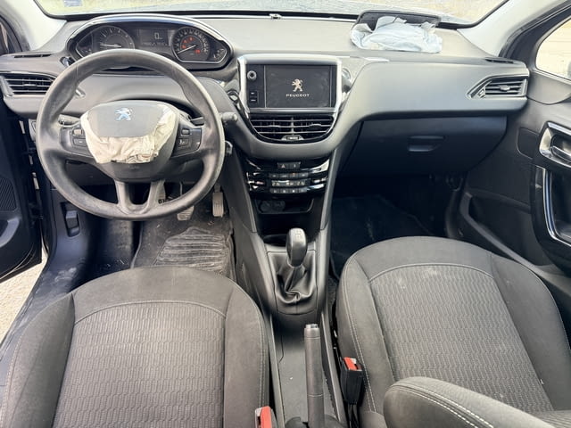 Peugeot 208 1.2 PureTech, двигател HMZ, HM01, 82 кс., 5 ск., 114000 км., 2017г., евро 6D, Пежо 208 1 - снимка 10