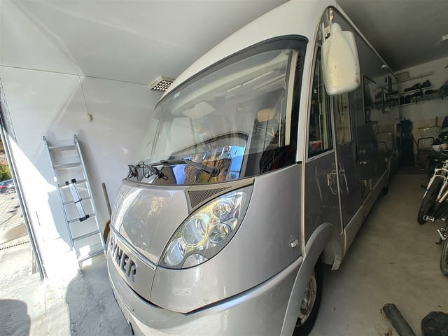Кемпер HYMER B614 SL Lang 2009 - интегриран клас А, богато оборудван - снимка 5