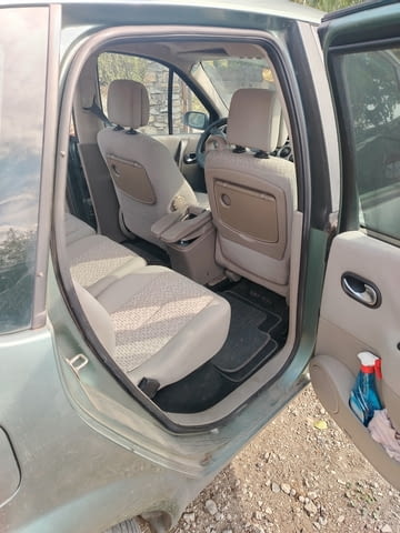 Продавам Рено Сценик 1.5 дци 2006 г. Renault, Scenic, Дизел - село Хрищени | Автомобили / Джипове - снимка 2