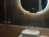 Въстанически двустаен нов с АКТ 16
